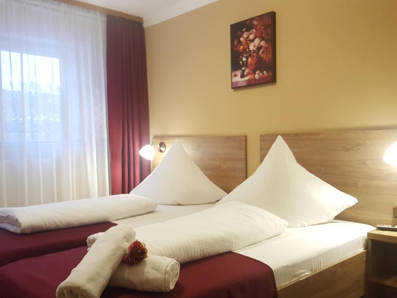 Complex Turistic Caprioara Hotel Baia Mare Exterior foto