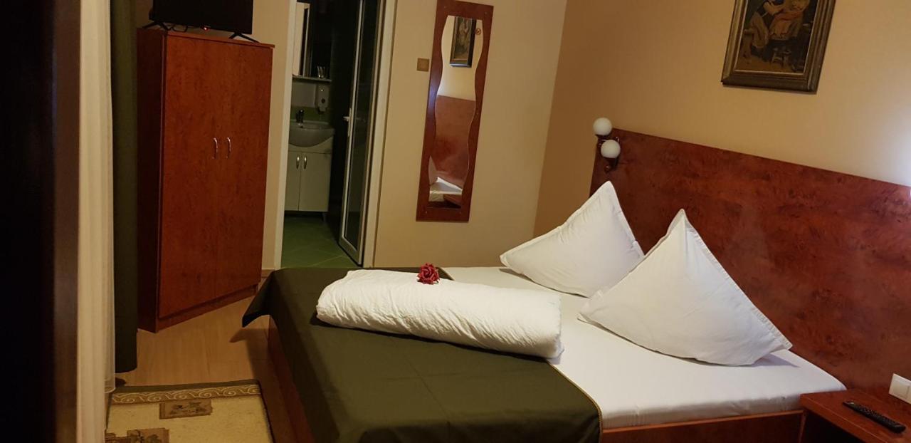 Complex Turistic Caprioara Hotel Baia Mare Exterior foto